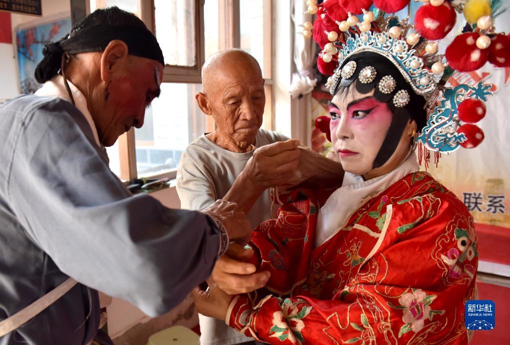 龙卷本子